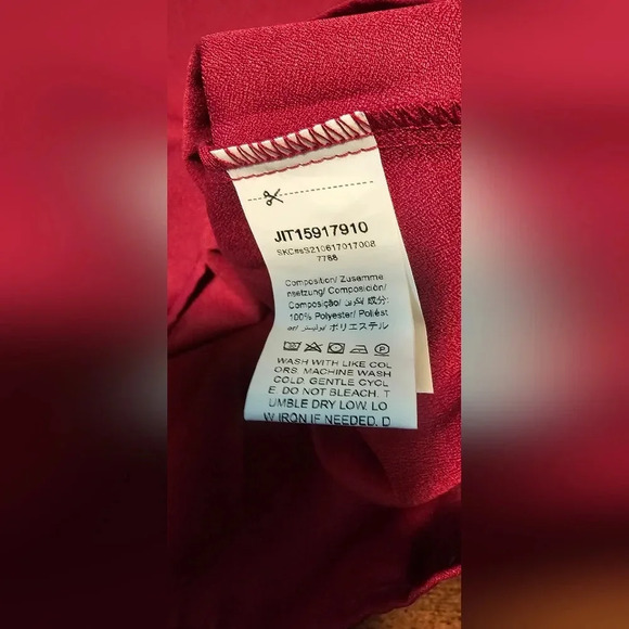 EMERY ROSE Solid Scallop Trim Sleeveless Polyester Blouse Burgundy Size XL NWT - Picture 9 of 11